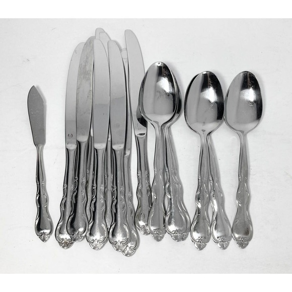 Towle Supreme ROMANCE, 15-Piece Stainless 18/0 Flatware Set, Glossy Korea - Picture 1 of 5